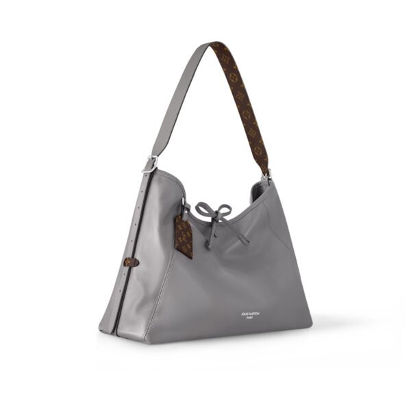 Louis Vuitton CarryAll Dark MM M12583